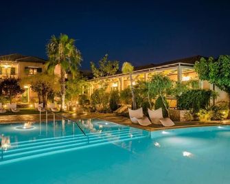 Daluz Boutique Hotel - Préveza - Piscina