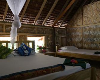 Mahun on the Lagoon Bungalows - Lakatoro - Habitación
