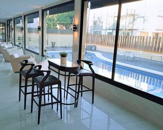 Hotel 153 - Castelldefels - Ravintola