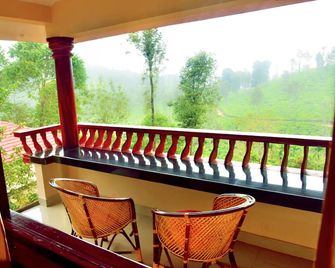 Green Garden Deluxe Room - Chundale - Balcony