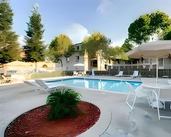 Comfort Inn Rohnert Park - Sonoma County - Rohnert Park - Pool