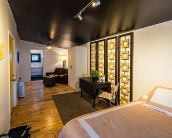 Downtown Cozy Condo- Walk to Best Diners, Breweries, Nau, Historic Flagstaff! - Flagstaff