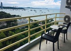 View Talay 6 Pattaya Beach Apartment by Honey - Pattaya - Balkon