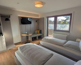 Landhotel Sonneneck - Breuna im Naturpark - Breuna - Sala de estar