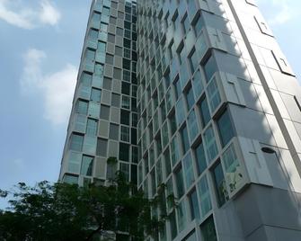 Soho Suites Klcc By The Betty Roux - Kuala Lumpur - Edificio