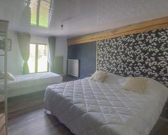 Stunning Home In Maubert-Fontaine With Sauna - Maubert-Fontaine - Habitación