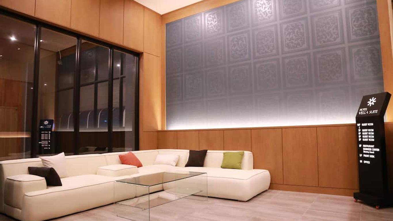 Vella Suite Hotel