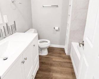 Cozy Luxury Stay, WiFi and Fully Equipped - Брантфорд