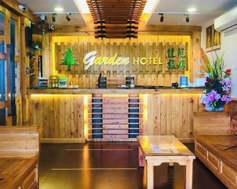 Semerah Garden Hotel - Pontian Kechil - Rezeption