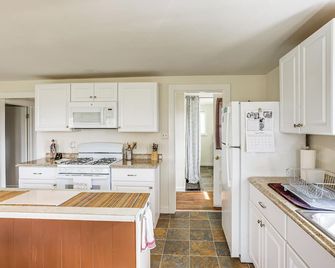 14 Mi to Mesa Verde Natl Park Cortez Ranch - Cortez - Kitchen