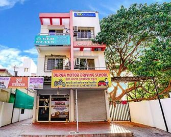 Fabhotel Diamond Stay - Poona - Gebouw