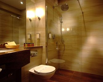 Hotel Hp Park Olsztyn - Ольштин - Ванна кімната
