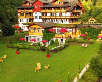 Parkhotel Sole Paradiso - San Candido - Rakennus