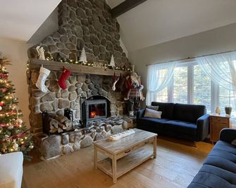 Le Pimbina - מון טרמבלאן - סלון