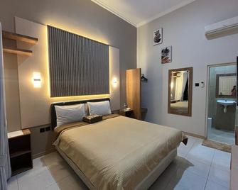 Clover Homestay - Probolinggo