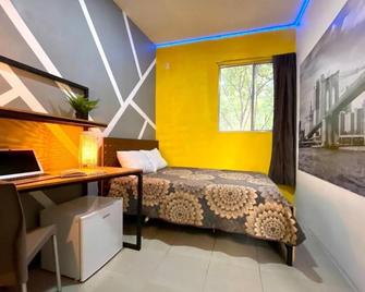 Roomies Hostel Parque MÉxico - Mexico City - Bedroom