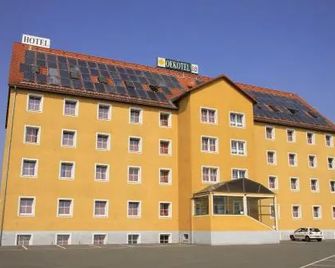 Oekotel Graz Airport - Kalsdorf bei Graz - Будівля