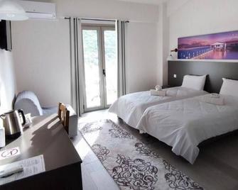 Bh947 - C - Room Messologgi - Messolonghi