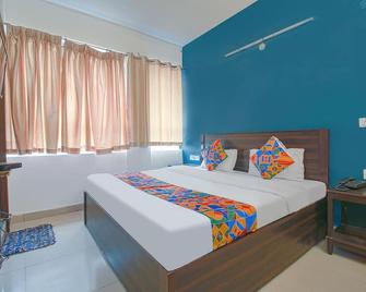 Fabexpress Saket Inn - Bhopal - Schlafzimmer