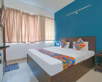 Fabhotel Saket Inn - Bhopal - Habitación