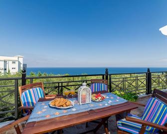 Soso's Sea View Apartment - Tsilivi - Balkon