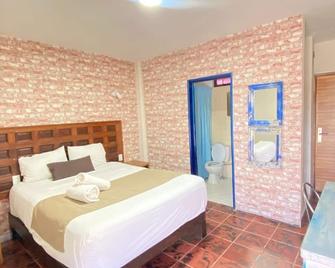 Hotel Flamingos - Guadalajara - Habitación