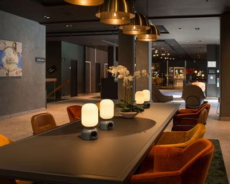 Scandic Helsfyr - Oslo - Lobby