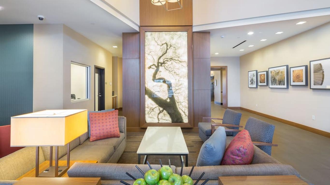 Hyatt Place Pensacola Airport