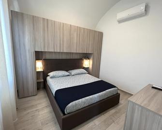 Apartment Air Of Home A&f - Novi Ligure - Camera da letto