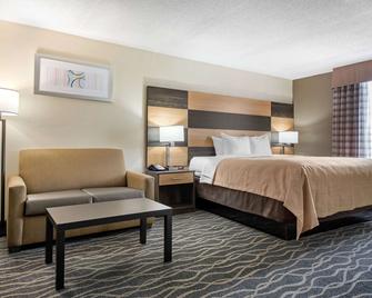 Quality Inn and Suites Lafayette I-65 - Lafayette - Camera da letto