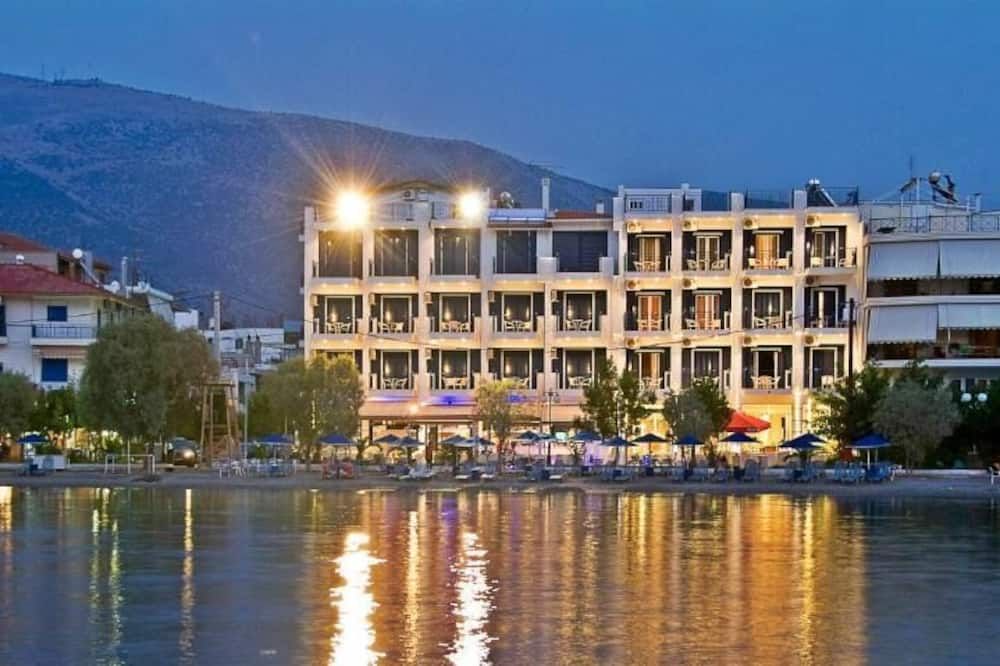 Trokadero Hotel - Itéa - Gebouw