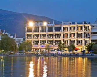 Trokadero Hotel - Itéa - Gebouw