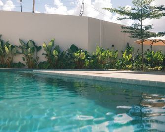 Clatt Hotel - São João da Boa Vista - Zwembad