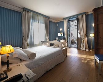 Hotel Palazzo Guiscardo - פייטרסנטה - חדר שינה