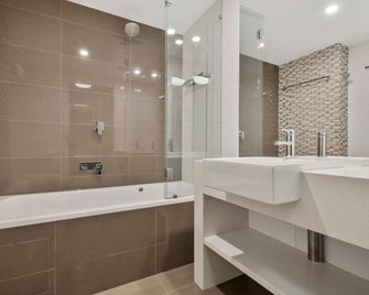 Quality Hotel Wangaratta Gateway - Wangaratta - Bathroom