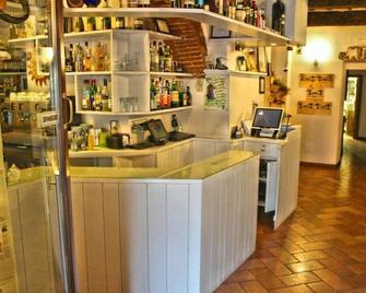 Mivá More Holiday Home - Arezzo - Bar