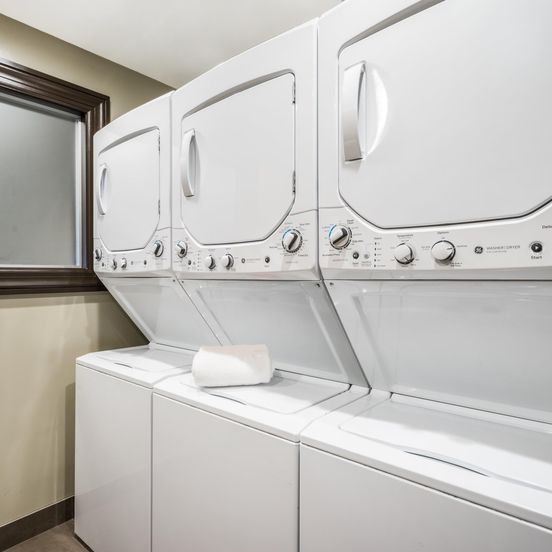 Laundry facility view of Staybridge Suites Wilmington-Newark