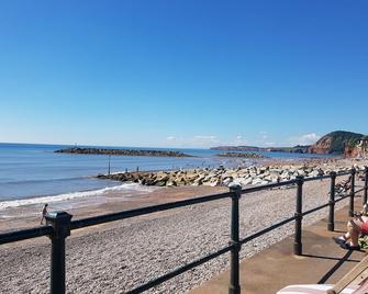 Summer Holiday Prices reduced - Sidmouth - Beach