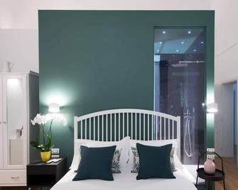 I Colori della Puglia Rooms - Trani - Camera da letto