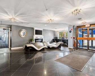 Lakeside Inn - Wakefield - Lobby