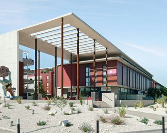 Appart'City Classic Nîmes Centre - Nimes - Building