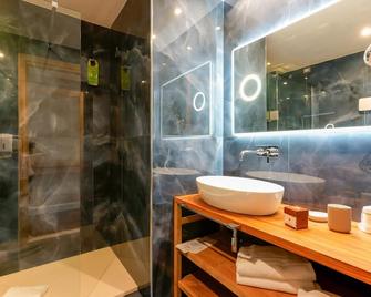 Hotel Palazzo Sa Pischedda - Bosa - Bathroom