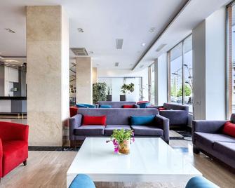 Hotel León Camino Affiliated by Meliá - Λεόν - Σαλόνι