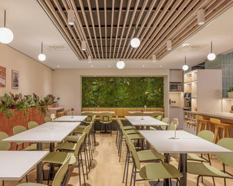 Maxhotel Amsterdam Airport Schiphol - Amsterdam - Restaurace