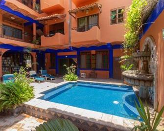 Posada Las Flores - Los Ayala - Piscina