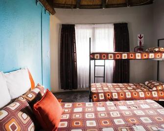 Sheris Lodge And Backpackers - Graskop