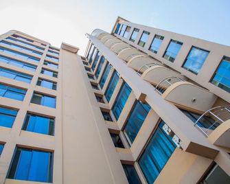 MIC Hotel - Dar es-Salaam - Byggnad