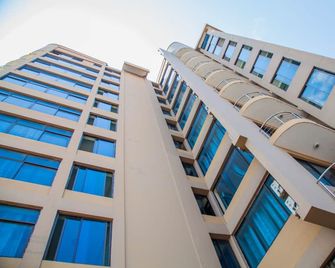 MIC Hotel - Dar Es Salaam - Edifício