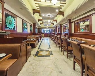 Hotel Aavanaa Inn - Vellore - Restaurante
