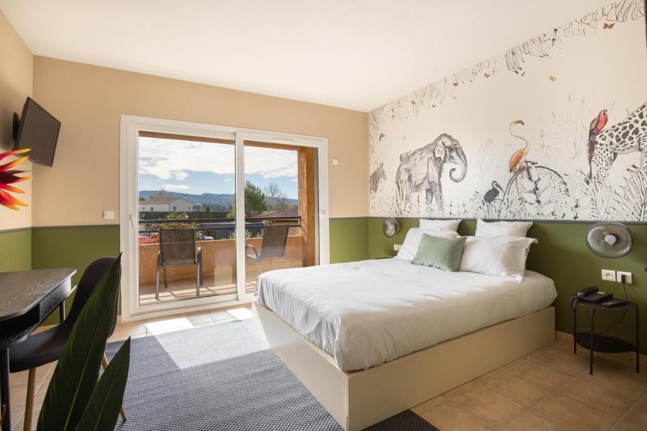 Hôtel La Perna - Pernes-les-Fontaines - Slaapkamer